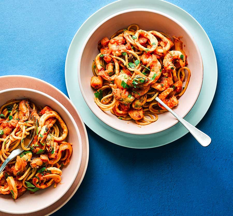 Espaguetis saludables con mariscos