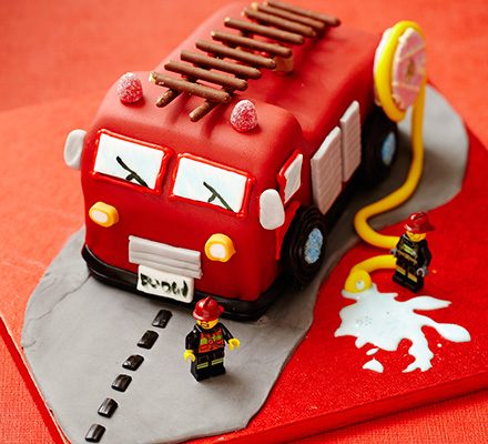 torta de carro de bomberos