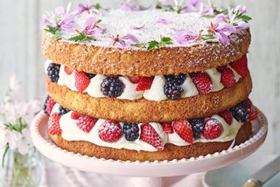 summer berry cake with rose geranium cream f291e58 RecetasPopulares.com 7